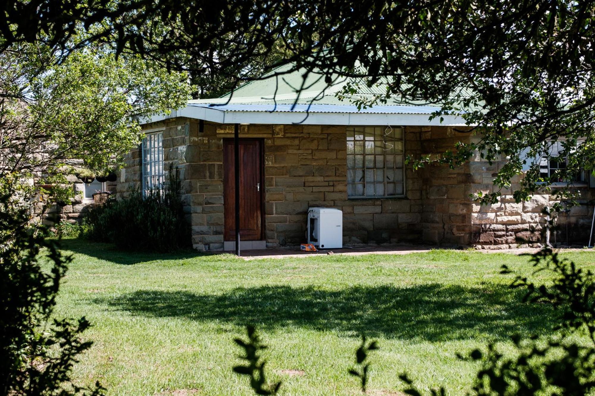 The Border Post, Bed And Breakfast Bergville Buitenkant foto