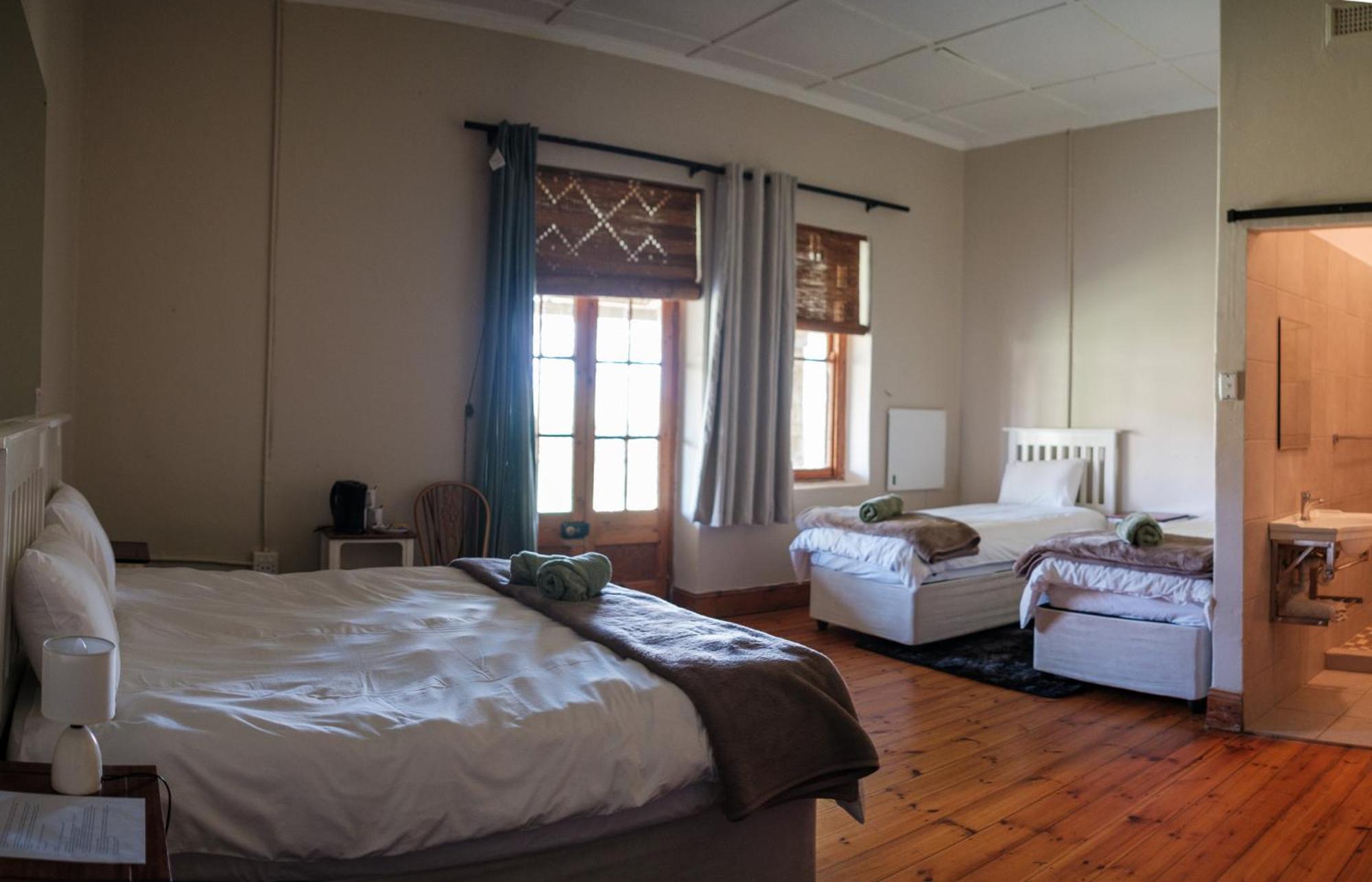 The Border Post, Bed And Breakfast Bergville Buitenkant foto