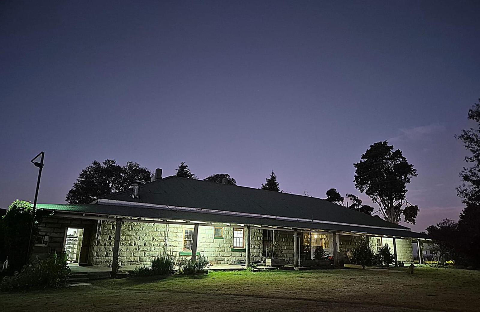 The Border Post, Bed And Breakfast Bergville Buitenkant foto